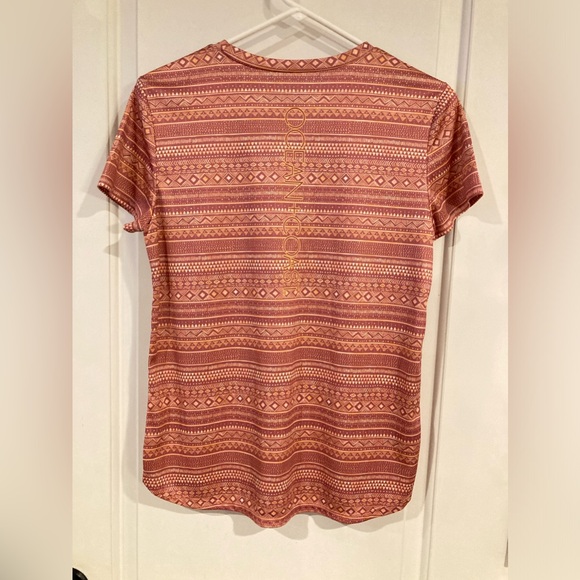 Ocean + Coast Active Top Size S Western Aztec Boho Pink Crewneck Short Sleeve - Picture 6 of 7
